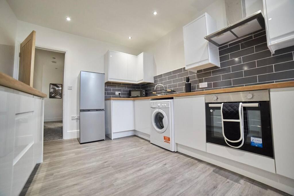 High Spec Spacious 2Bd Apt, Parking, Nr Newcastle Gateshead Bagian luar foto
