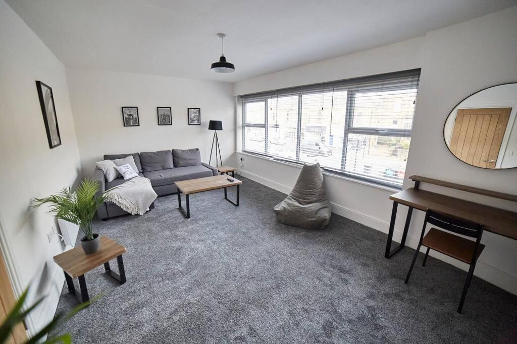 High Spec Spacious 2Bd Apt, Parking, Nr Newcastle Gateshead Bagian luar foto