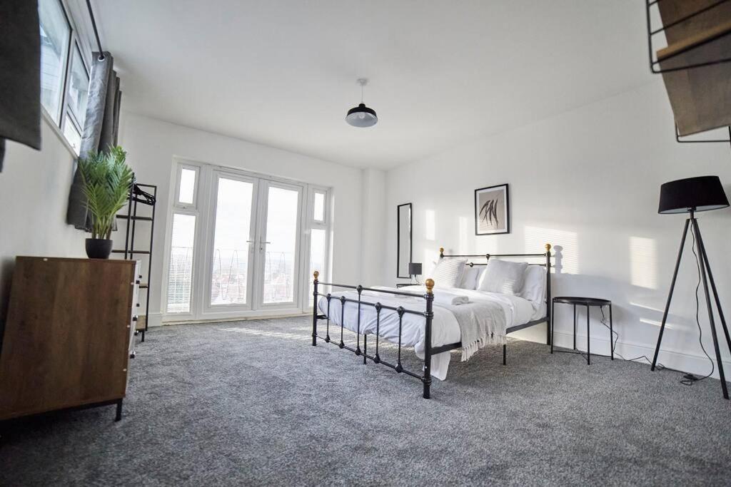 High Spec Spacious 2Bd Apt, Parking, Nr Newcastle Gateshead Bagian luar foto